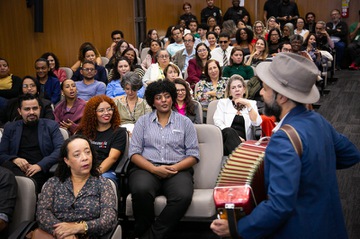 2025 0522 Biblioteca 50 anos-11.jpg