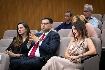 2025 1105 60 anos Revista-07.jpg