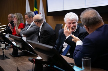 2025 1105 60 anos Revista-46.jpg