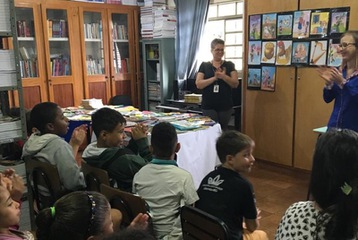 2018_1126_Biblioteca_EntregaLivros_Uberaba (5).jpg