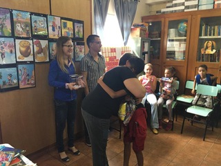 2018_1126_Biblioteca_EntregaLivros_Uberaba (6a).jpg