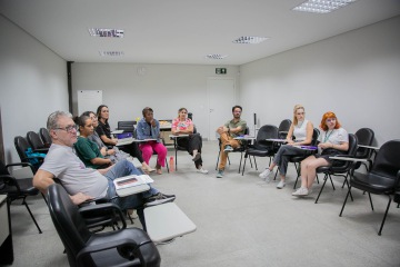 2025 0604 Clube do Livro13.jpg