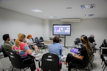 2025 0604 Clube do Livro15.jpg