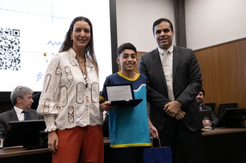 2025 1127 Concurso de Redação-17.jpg