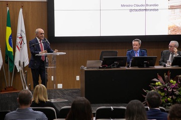 2025 1210 Congresso Internacional Dia 2-17.jpg