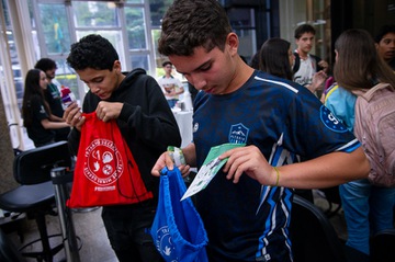 2026 1020 Entrega cartilha voto-3.jpg