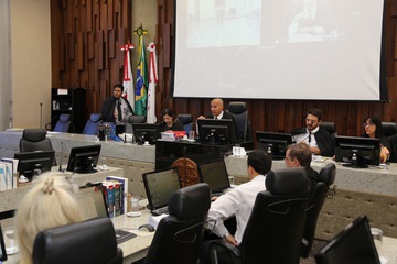 2018_0913_Justiça e Cidadania_Alunos_Direito 8 e 9 Periodos_Newton Paiva_MM (4).JPG