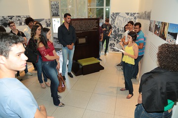 Alunos durante visita ao TRT-MG