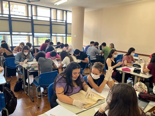 2022_0914_LabAtividadesJudiciais-TurmaB_UFMG_CidaCarvalhais (13).jpg
