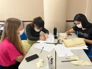 2022_0914_LabAtividadesJudiciais-TurmaB_UFMG_CidaCarvalhais (24).jpg