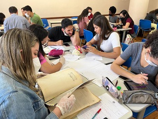 2022_0914_LabAtividadesJudiciais-TurmaB_UFMG_CidaCarvalhais (6).jpg