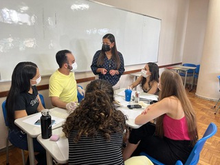 2022_0914_LabAtividadesJudiciais-TurmaB_UFMG_CidaCarvalhais (9).jpg