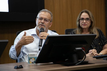 2025 1203 Lançamento de livro-10.jpg