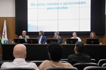 2025 1203 Lançamento de livro-2.jpg