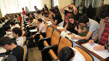 2017_0525_2TurmasDireitoUFMG_ProfaAdrianaSena_LA (1).jpg