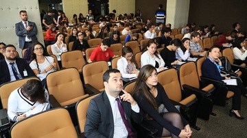 2017_0525_2TurmasDireitoUFMG_ProfaAdrianaSena_LA (4).jpg