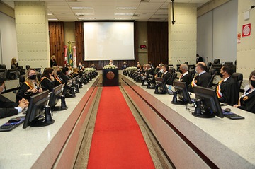2021_1210_PosseAdmBienio2022-23_LeoAndrade (13).jpg