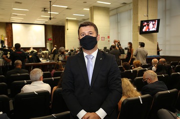 2021_1210_PosseAdmBienio2022-23_LeoAndrade (23).jpg