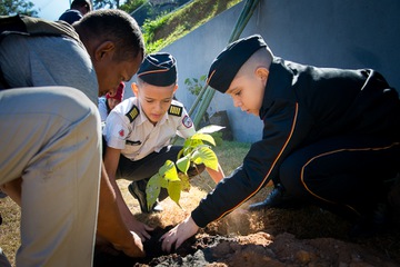 2025 0623 Plantio Mudas Sabara -22.jpg
