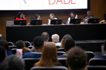 2025 1411 Roda conversa Racismo-20.jpg