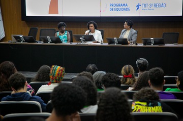 2024 1122 Educação antirracista-40.jpg