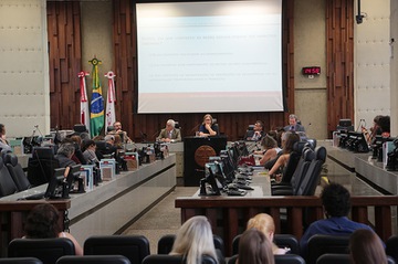 2019_0503_DireitoTrabalho_Espanha-EUA-Portugal_LA (14).jpg