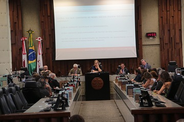 2019_0503_DireitoTrabalho_Espanha-EUA-Portugal_LA (15).jpg