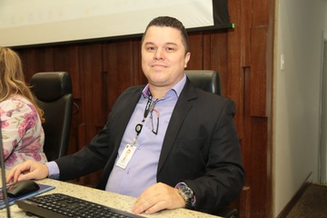 2022_1018_SeminarioLicitacoesContratos_Lei14133-21_LeoAndrade (15).jpg