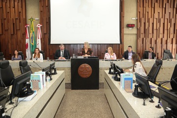 2022_1018_SeminarioLicitacoesContratos_Lei14133-21_LeoAndrade (3).jpg