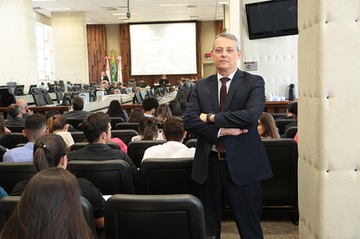 2019_0905_UniversidadeItauna_Sessao2SDI_LA (40).jpg