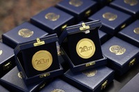 6º Coleprecor: TRT-MG  recebe medalha comemorativa dos 20 anos de instalação do CSJT