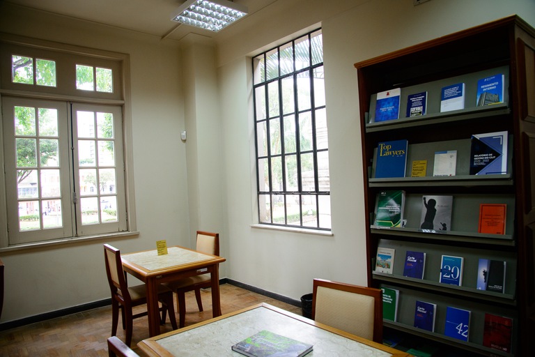 2023 0906 Biblioteca Q20_09.jpg