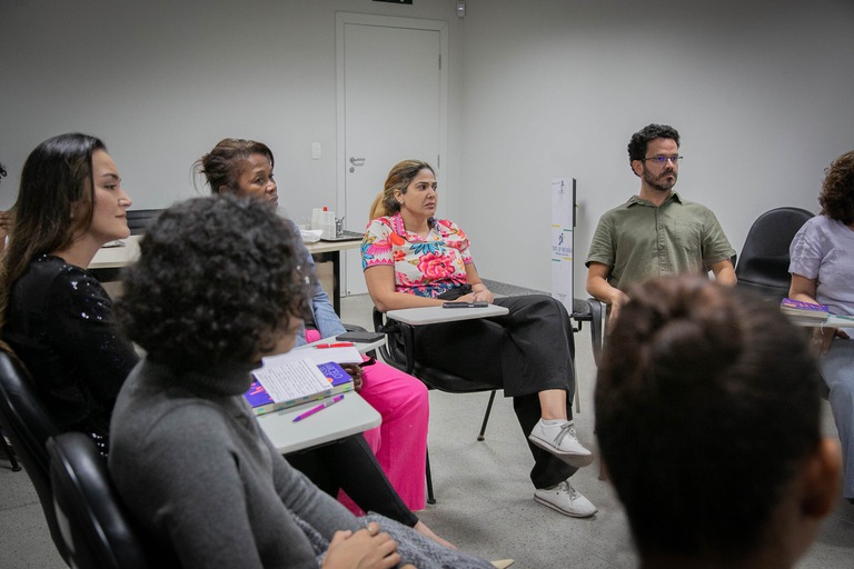 Roda de conversa sobre o livro Ainda Estou Aqui