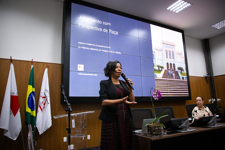 Palestra proferida pela juíza Rosilene da Silva Nascimento