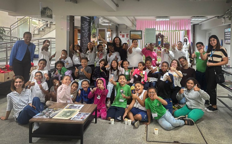 2025 1203 Exposição Muquifu-07.JPG Alunos da Escola Municipal Benjamim Jacob, do bairro Sion, visitam exposição do Museu Muquifu na Escola Judicial