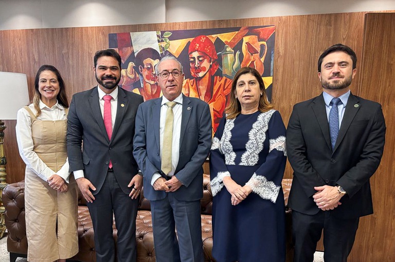 2026 0812 Visita OAB Valadares.jpg Foto posada após reunião na Presidência do TRT-MG que alinhou apresentação do PPLR em Governador Valadares