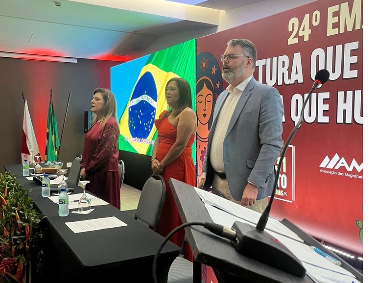 Presidente do TRT-MG, desembargadora Denise Alves Horta, compõe mesa de honra na abertura do 24º Emat, em Pernambuco