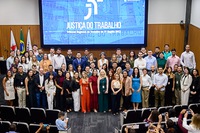Empossados 60 novos servidores entre técnicos e analistas no TRT-MG