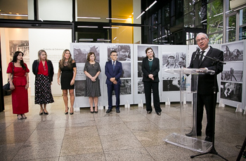 Exposição "Retrato Escravo", no saguão do TRT-MG marca o Dia Nacional de Combate ao Trabalho Escravo