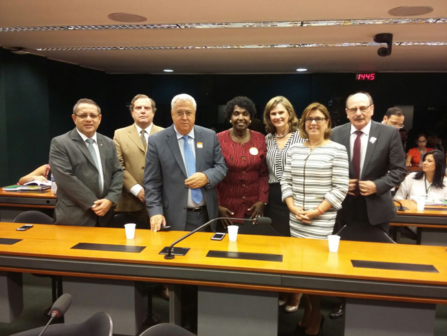 Corregedor e presidente do TRT-MG, segundo e terceiro da esquerda para a direita, respectivamente, em audiência pública na Câmara dos Deputados