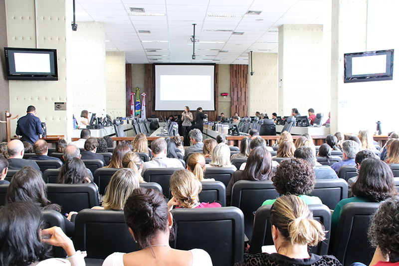 800px1_2018__1_SeminarioGovernancaCorporativa_LA.jpg