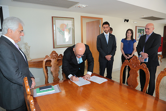 Presidente do TRT assina termo de cooperação - Foto: Leonardo Andrade