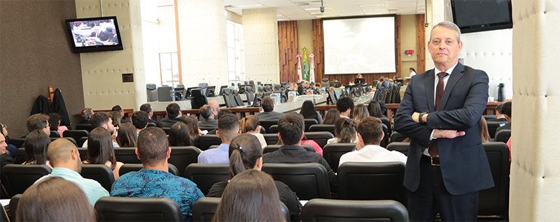 copy_of_800px3_2019_0905_UniversidadeItauna_Sessao2SDI_LA.jpg