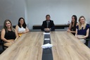 800px_2019_1209_Posse_4Servidoras_LA.jpg 800px_2019_1209_Posse_4Servidoras_LA.jpg
