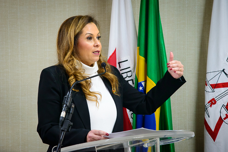 18___foto_interna_2___2023_0518_Palestra_abuso_inf_16.jpg