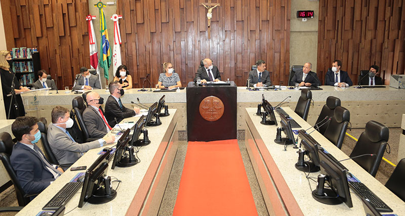 800px_2022_0401_Premio_Innovare_LeoAndrade.jpg