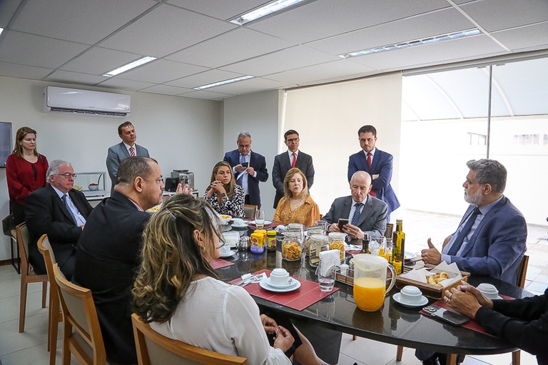 2023 1011 Visita ministros-03.jpg