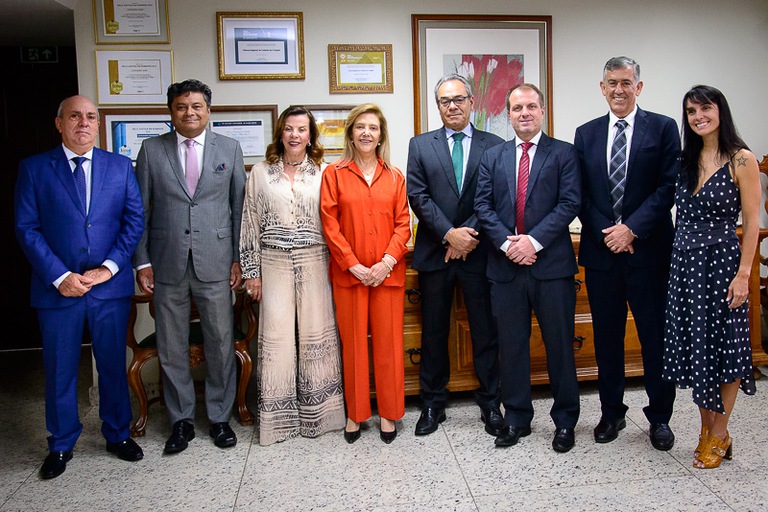 Participantes do encontro de Ouvidores na Presidência do TRT-MG