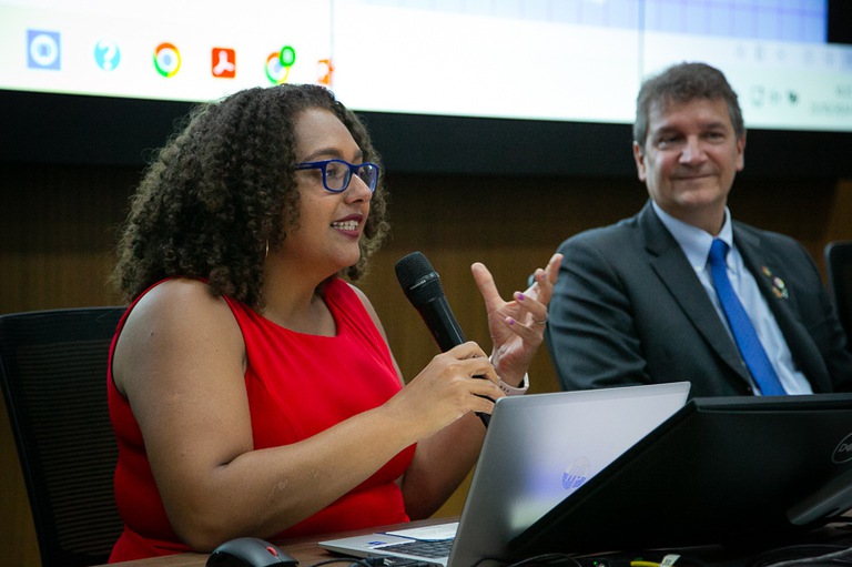 Juíza do TRT-RJ, Bárbara Ferrito, apresenta “A construção do Outro na sociedade brasileira”