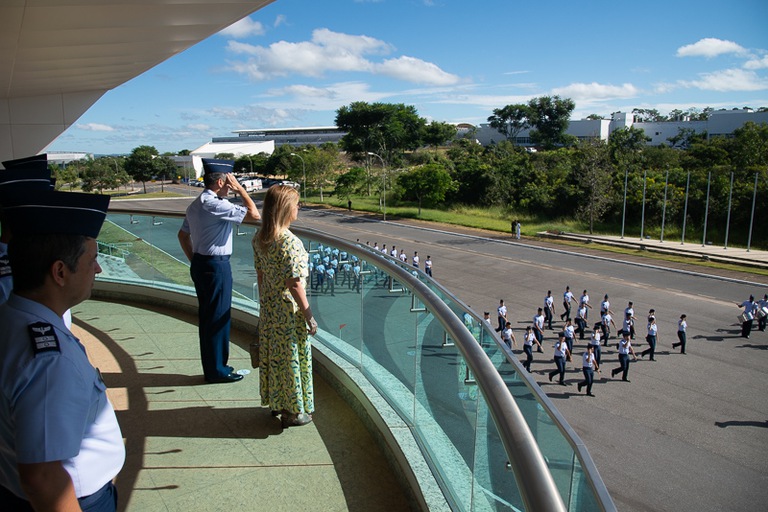 Presidente do TRT-MG participa de cerimônia militar